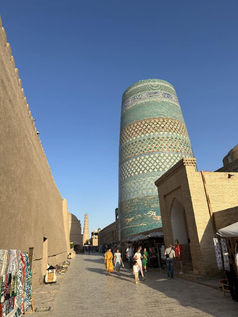 onafgewerkte minnaret Xiva