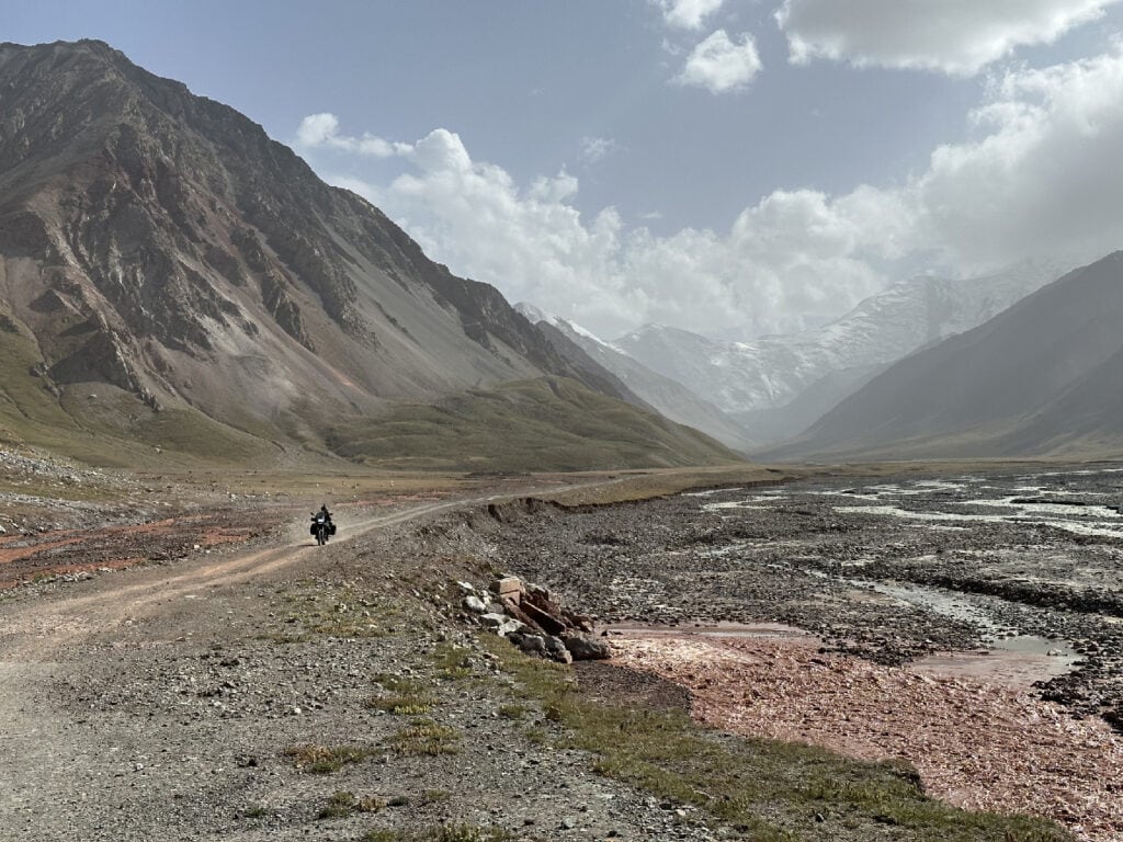 Wat een kleurenpallet, die Pamir Highway!